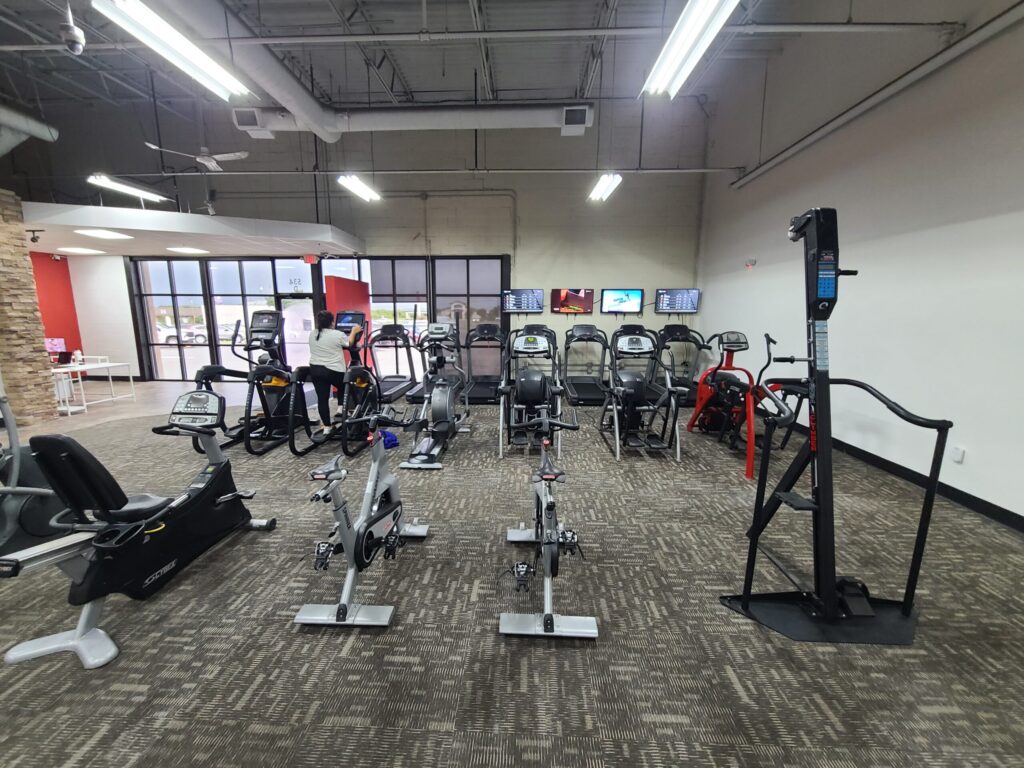 Inside Taylor Fitness Floresville